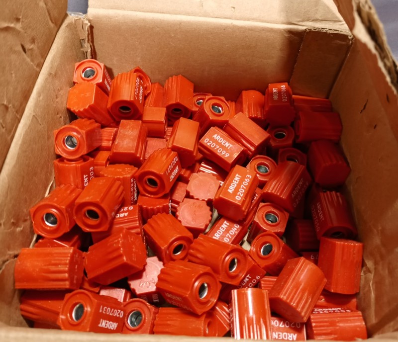 Lot Of 100 Ardent PBLT2-H Red