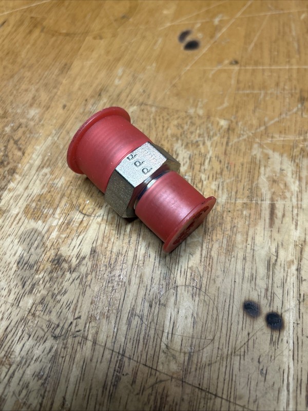 Niagara PN12 3/4 NPT To PN8 1/2 NPT Steel Reducer Pipe Hex Fitting