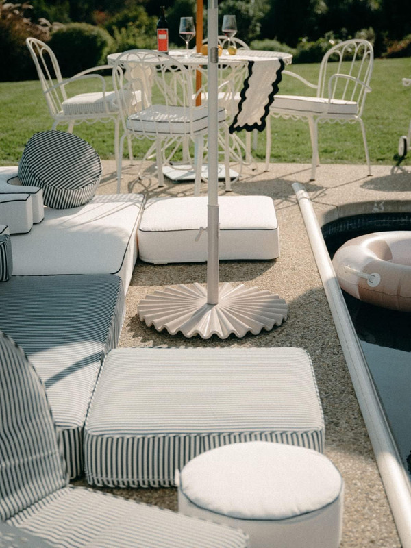 the Clamshell Base - Outdoor Patio Umbrella Base - Antique White, 55Lbs gallery