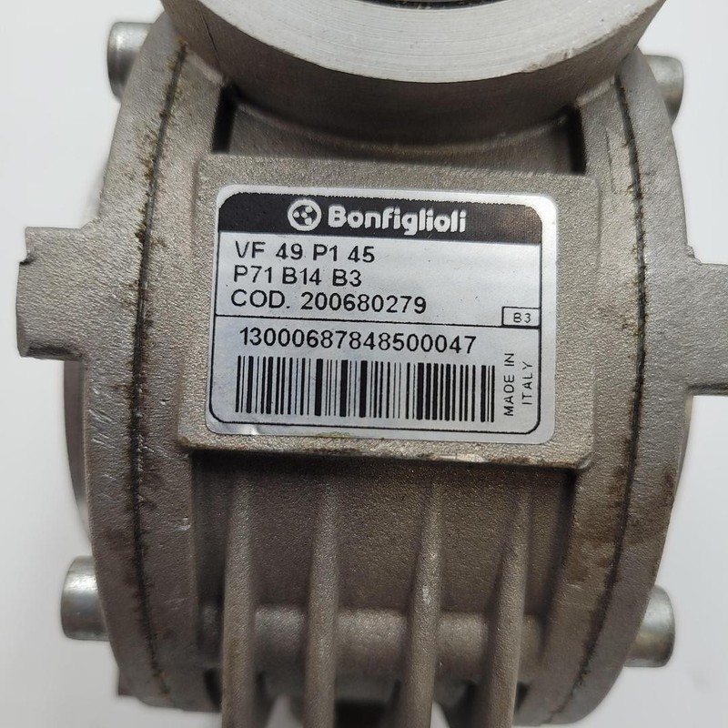 BONFIGLIOLI GEAR BOX VF 49 P1 45 P71 B14 B3 *NEW*