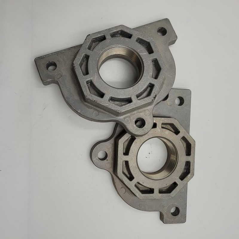 CAST ALUMINUM MOUNTING PLATE 1/2″ THICK *NEW* 2″ NPT CTR HOLE / THREE 1/2″