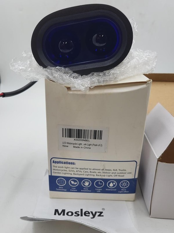 20 WATT LED Blue Light with stainless mounting bracket X00205NBEL x1 in box! gallery