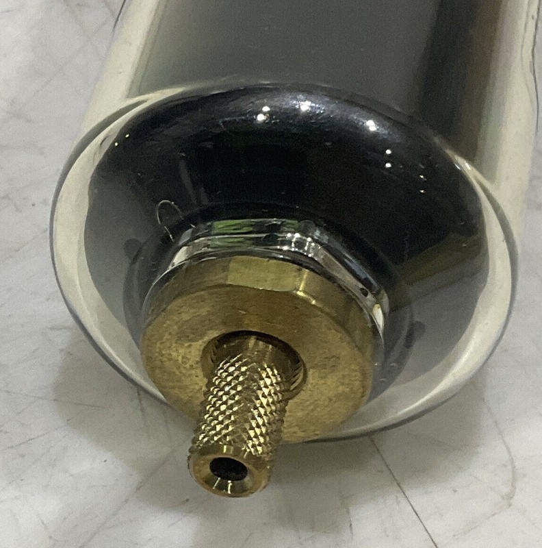 PARKER WATTS B75-02WJC 250PSI 125F MANUAL TWIST DRAIN 1/4” NPT FILTER REGULATOR gallery
