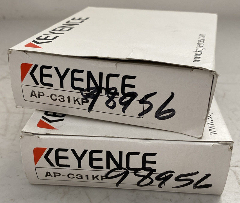 Lot of 2 Keyence AP-C31KP Pressure Sensor New in Box and Open Box gallery