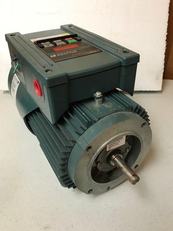 RELIANCE ELECTRIC AC DRIVE MOTOR VSM500 1HP 1 HP 56C 380/460 3PH 56C 10XW4011