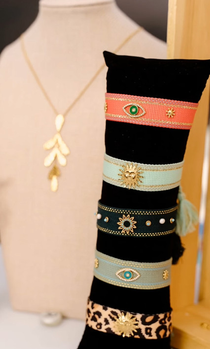 French Small Business inventory for sale gallery