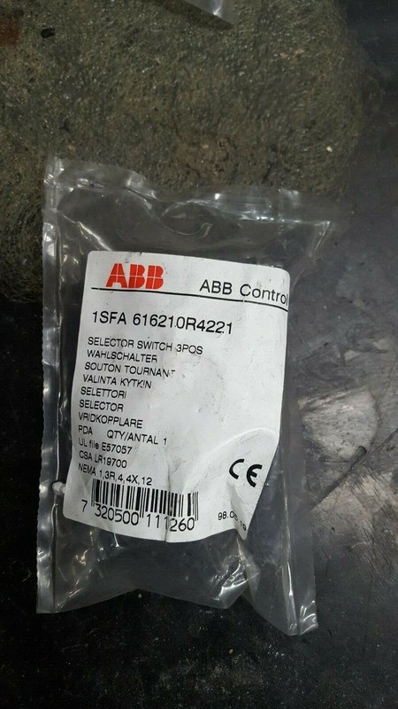 ABB 1SFA616210R4221 SELECTOR SWITCH (IN24S3B1)