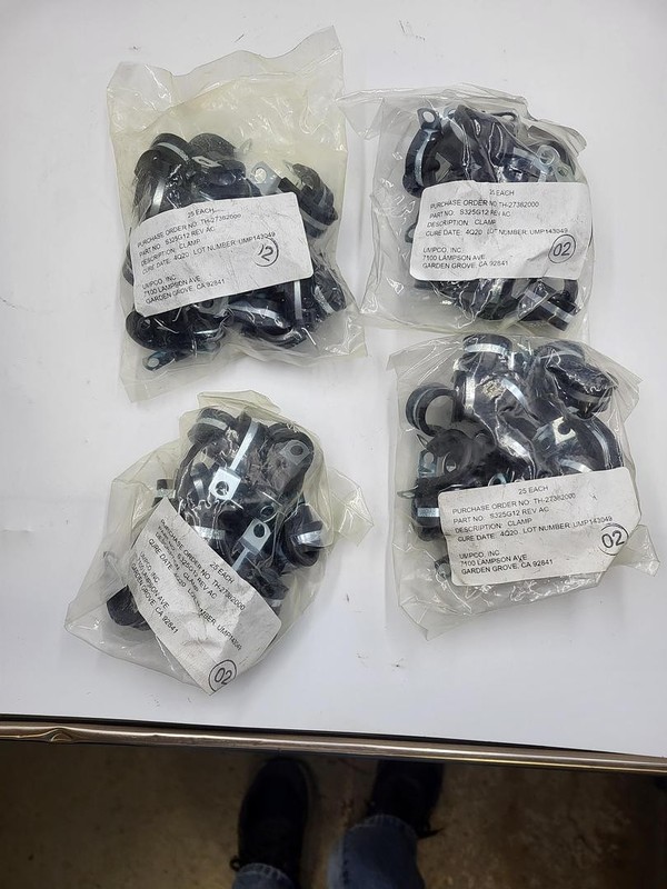 UMPCO S325G12 3/4" Plated Steel Cable Clamp,x25 1/2" Wide*NEW SEALED BAG* gallery