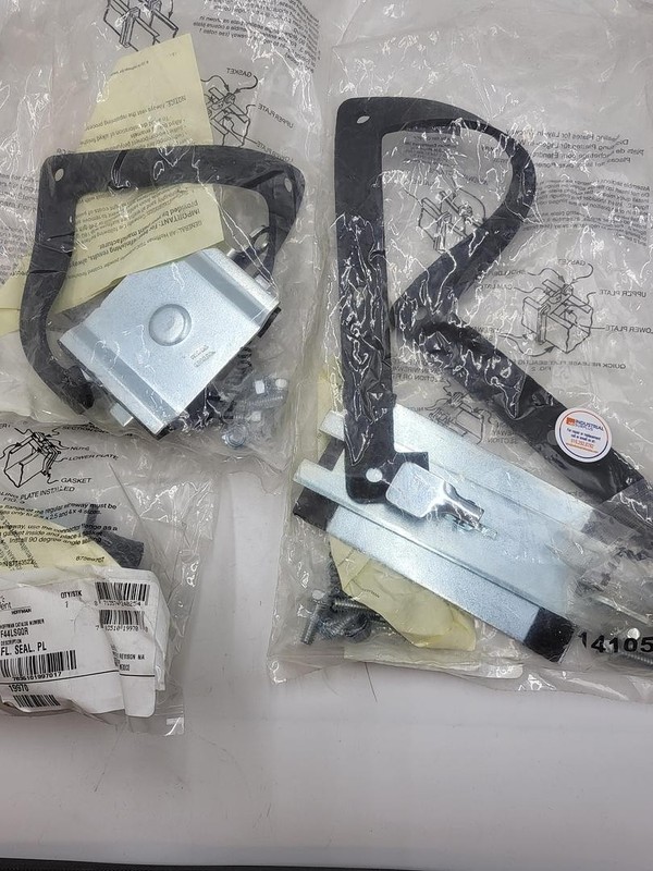 NVENT Hoffman F44LSGQR Flat Seal Plate *NEW IN BAG*** 19970 gallery
