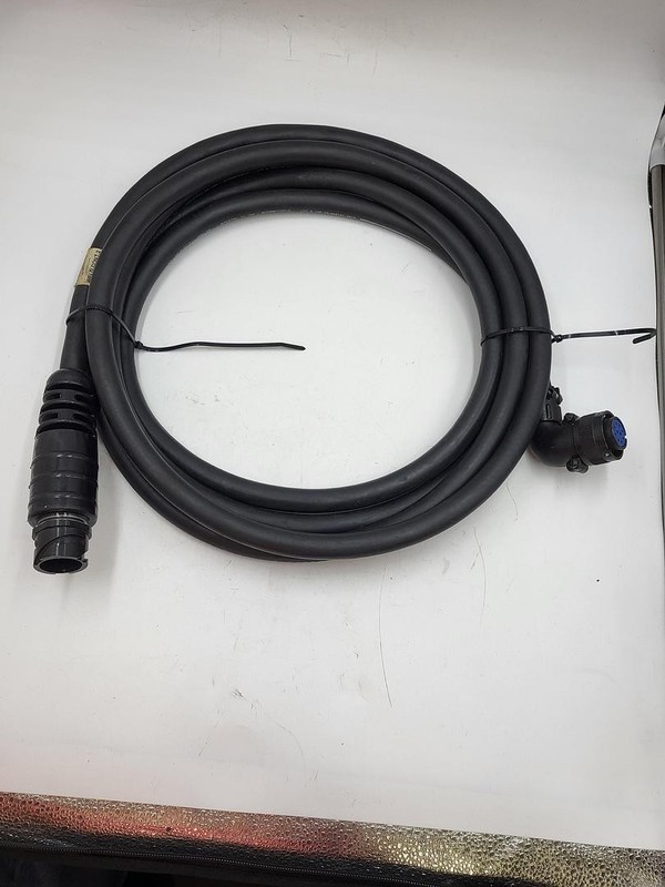 Miller Electric 281554015 Auto Continuum 90 Degree Cable 15Ft