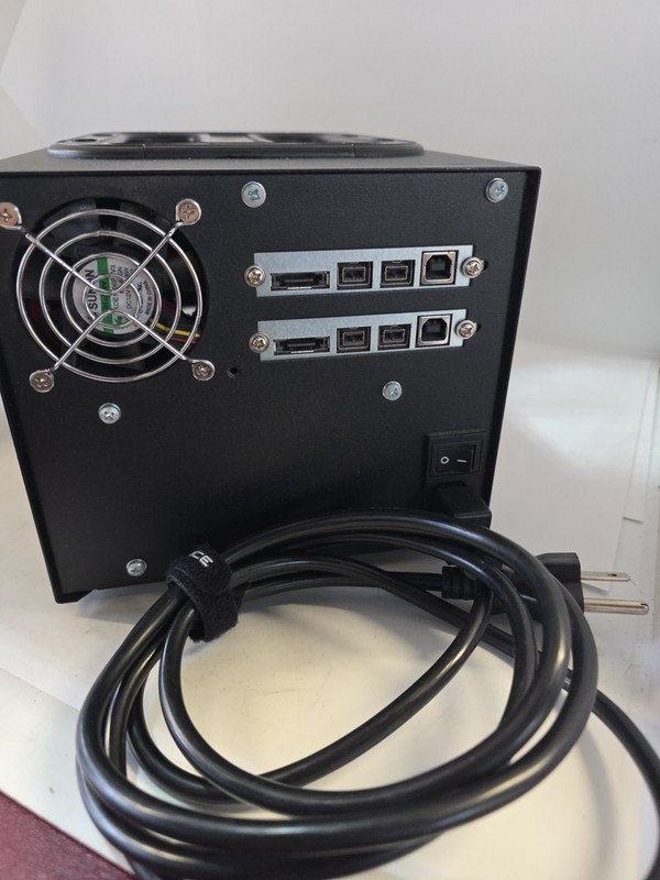 Wiebetech RTX220-QJ 2 Bay Tray-Free Drive Enclosure ESATA Fw800 Fw400 Usb2  gallery
