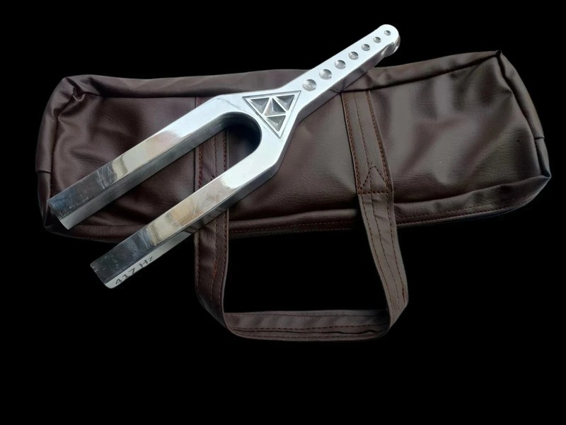 417 Hz Aluminum Tuning Fork – Precision Healing Sound Therapy Tool gallery